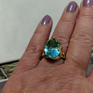Aquarium and Gold Color Ring